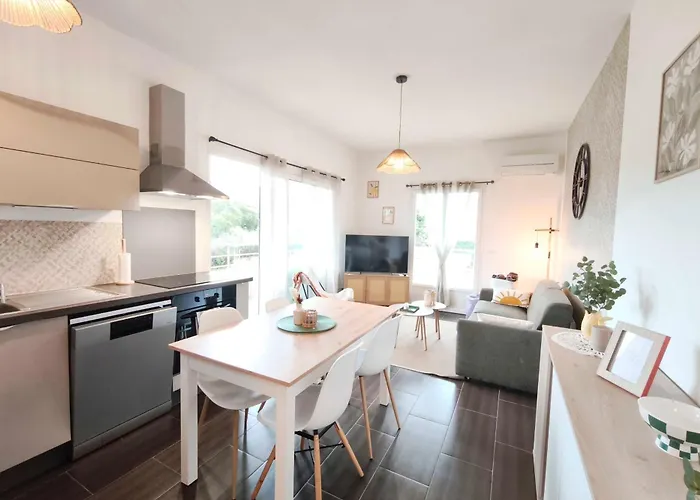 Bright In Albitreccia Near * Albitreccia