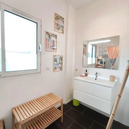 Bright In Albitreccia Near شقة *